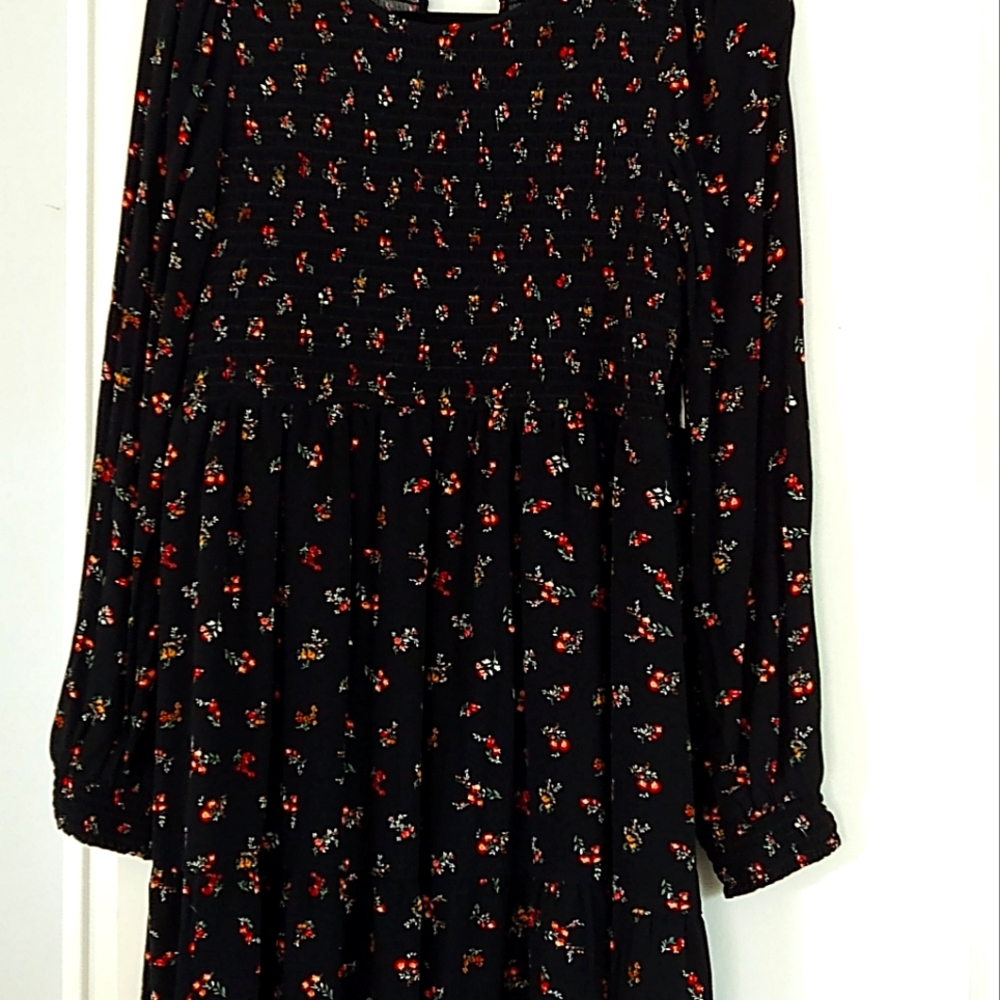 American Eagle Floral Jrs. Dress